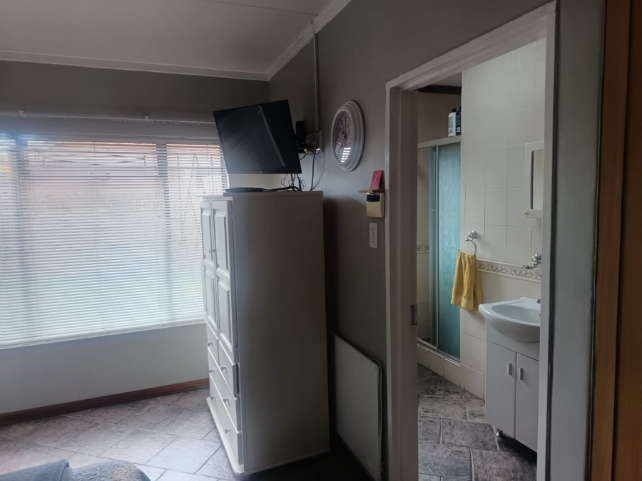 3 Bedroom Property for Sale in Hillcrest Northern Cape